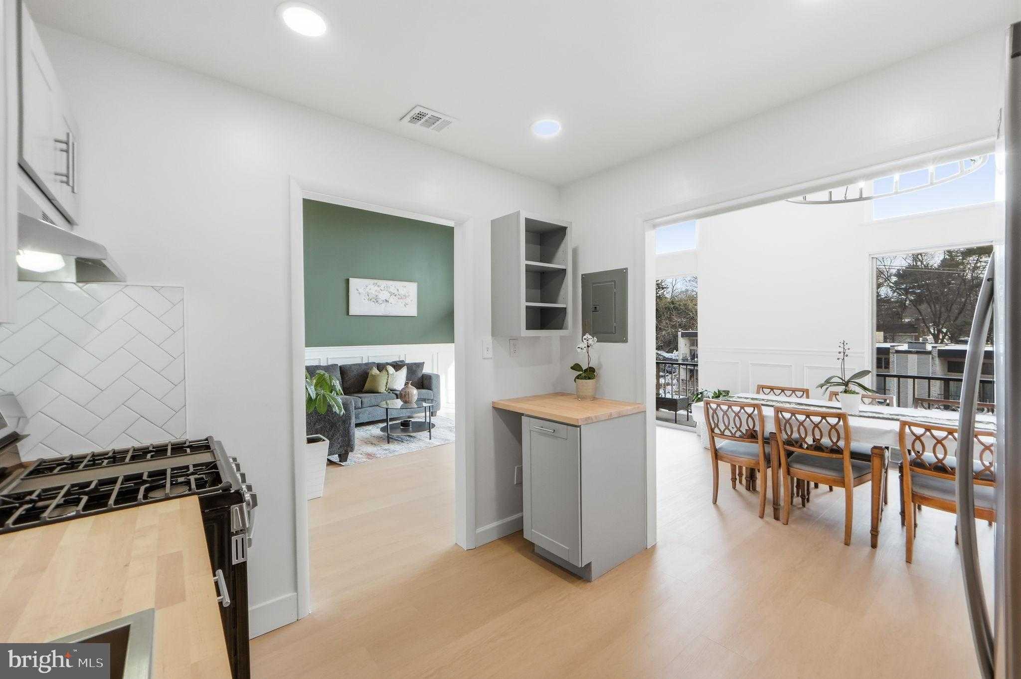 14427 Parkvale Rd Apt 7 photo 13