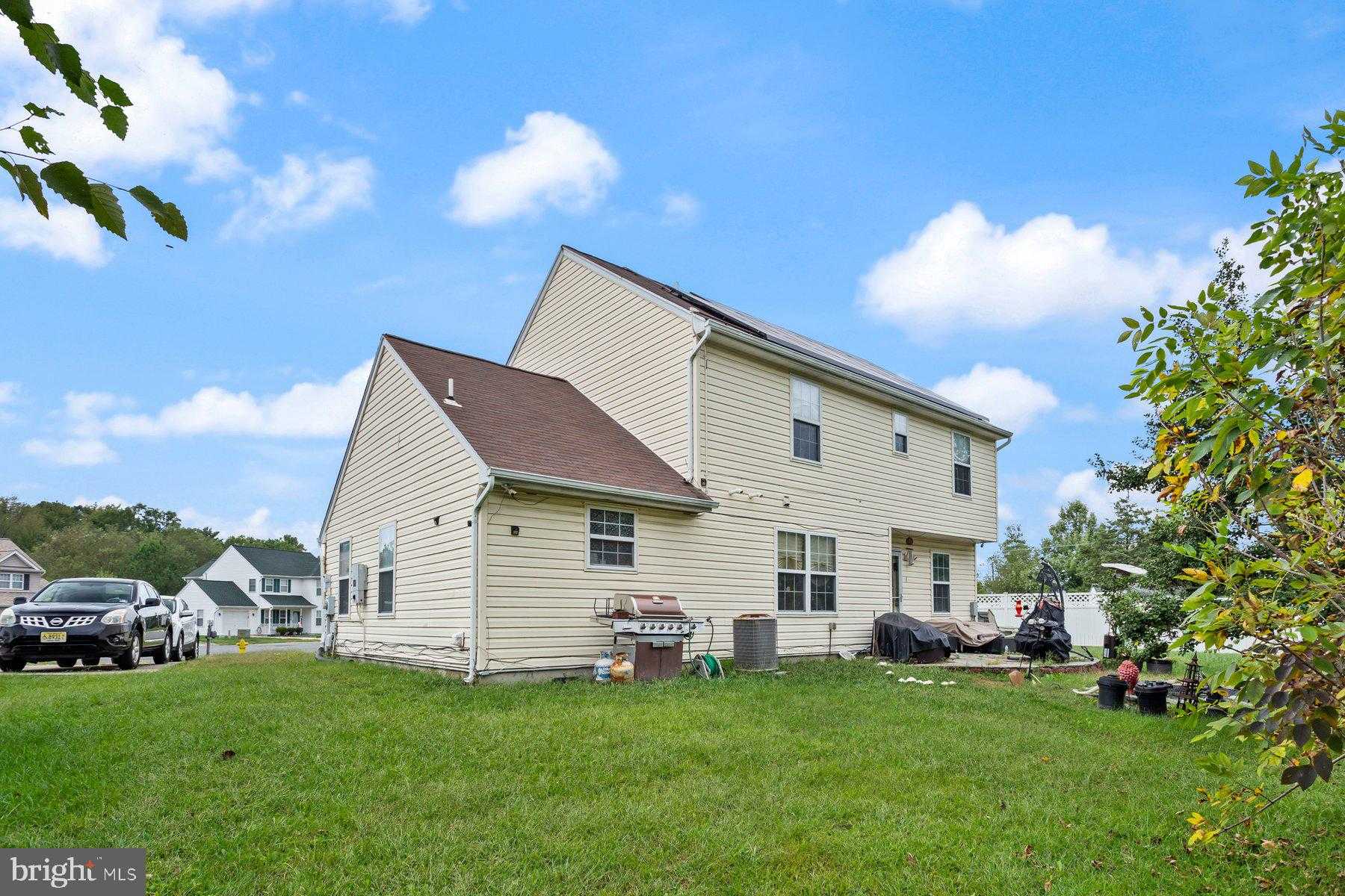 2448 Shellcove CT photo 2