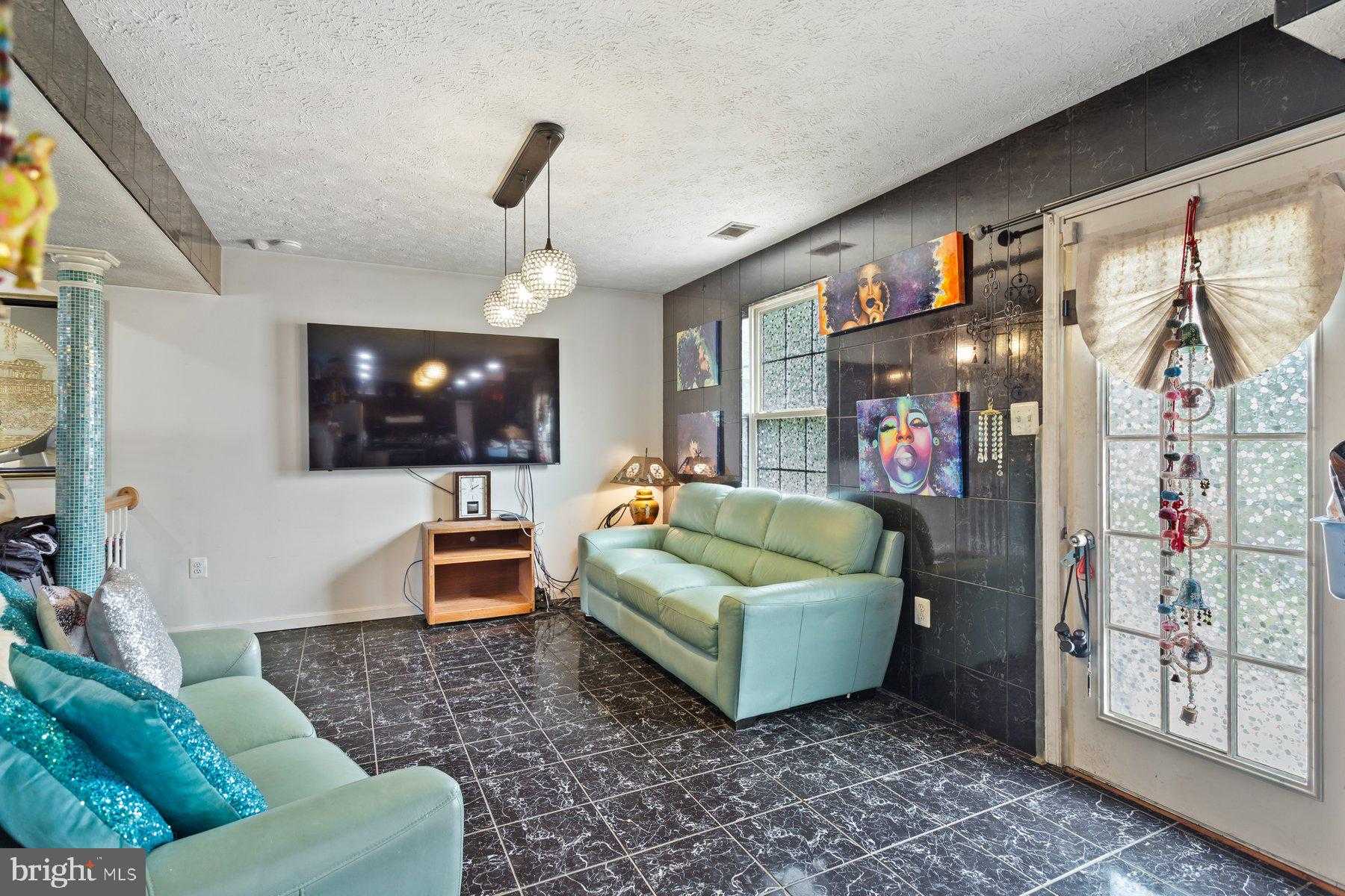 2448 Shellcove CT photo 5