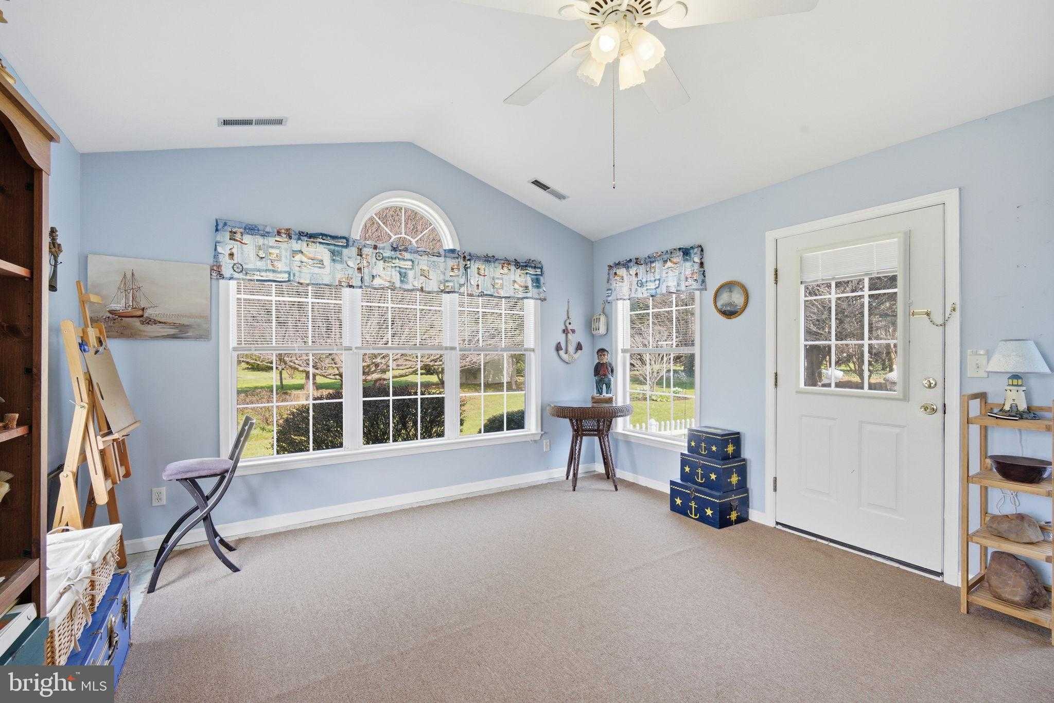 107 Boxwood Ln photo 11