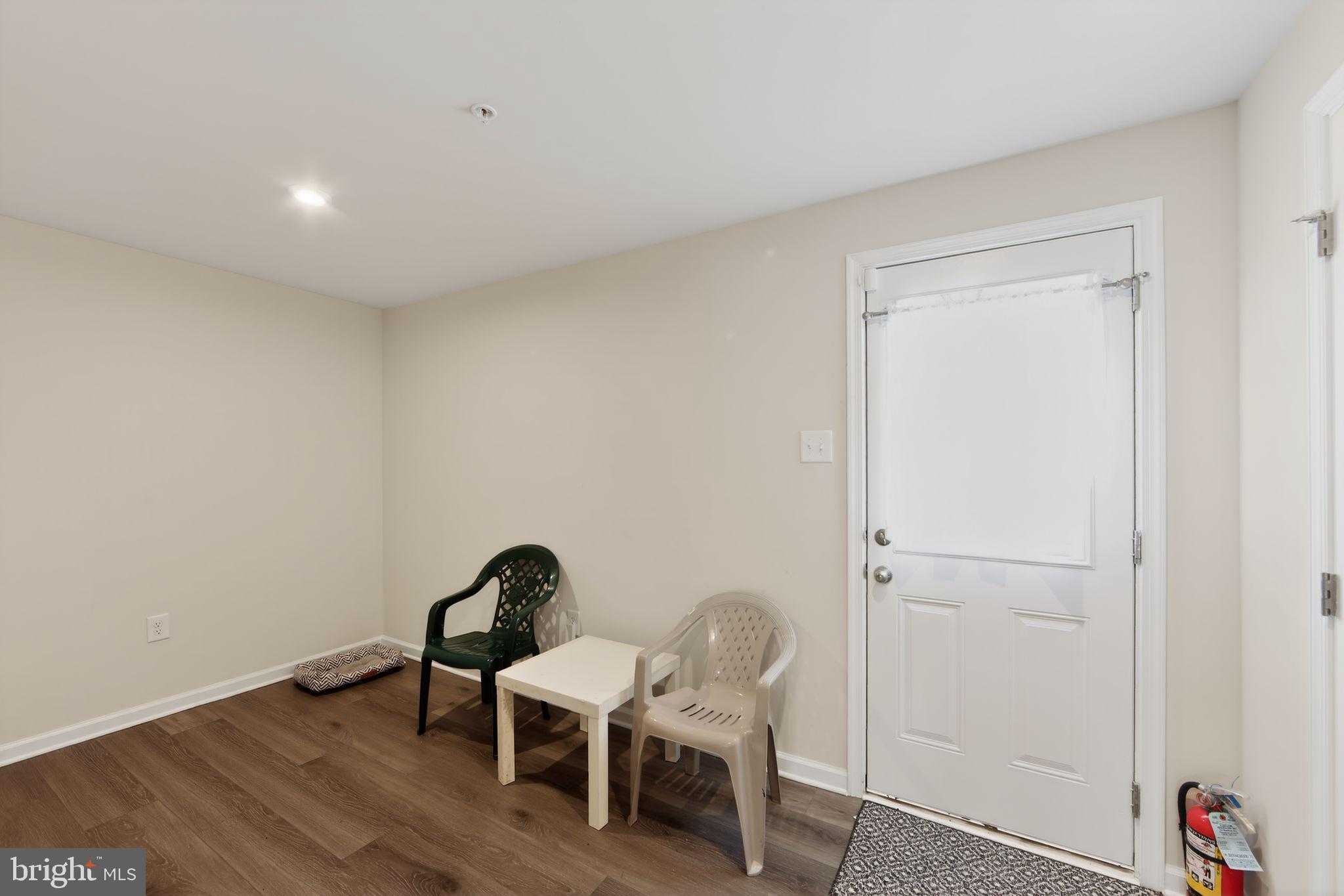 157 LUKENS MILL DRIVE photo 4