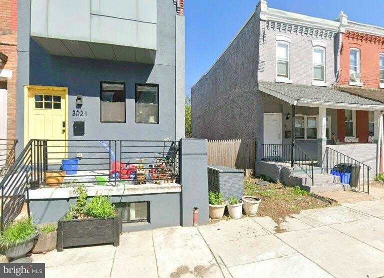 3019 Clifford St photo 2