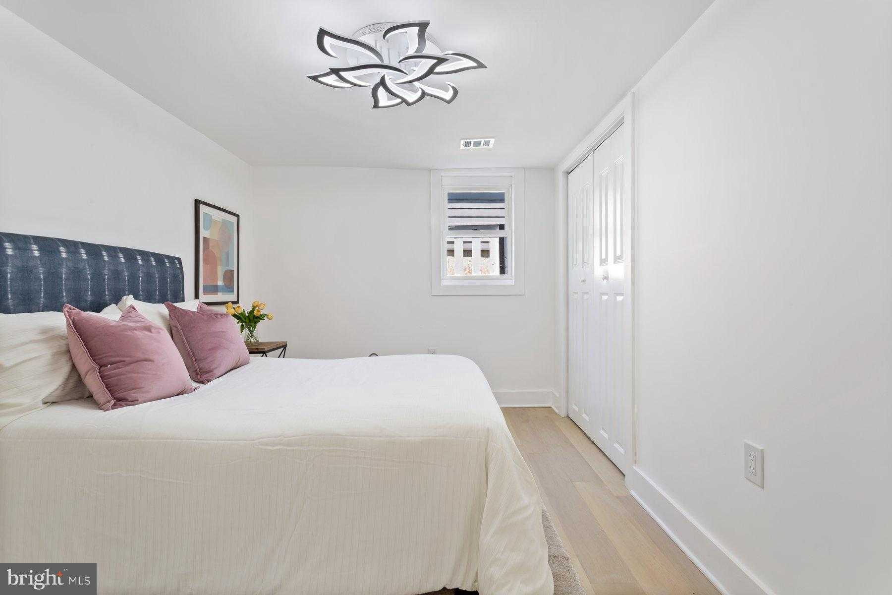 3802 37th Pl photo 23