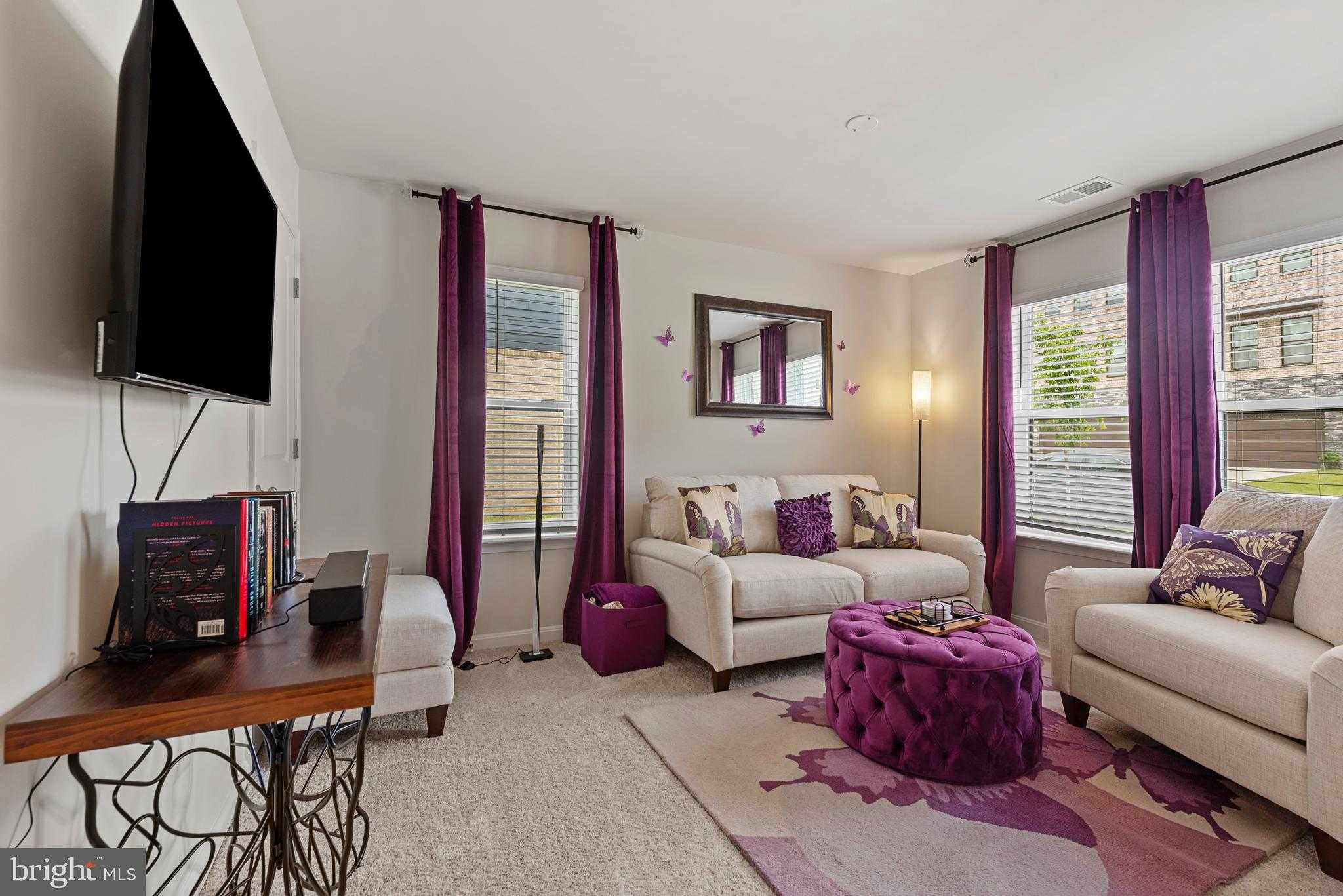 477 Tiller St photo 24