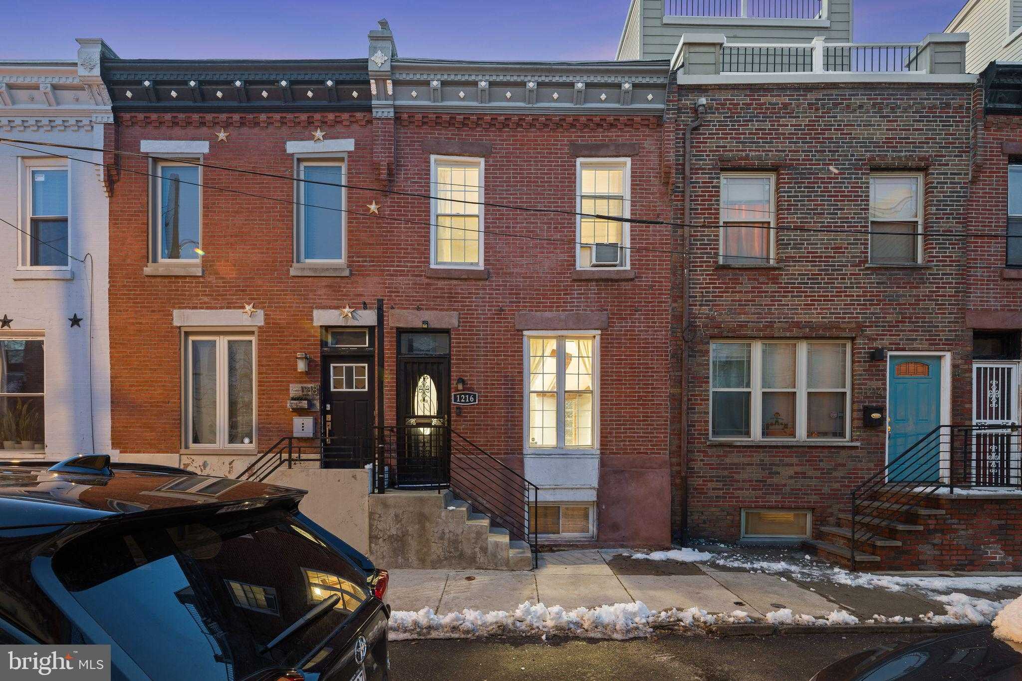 1216 S Bonsall St photo 2