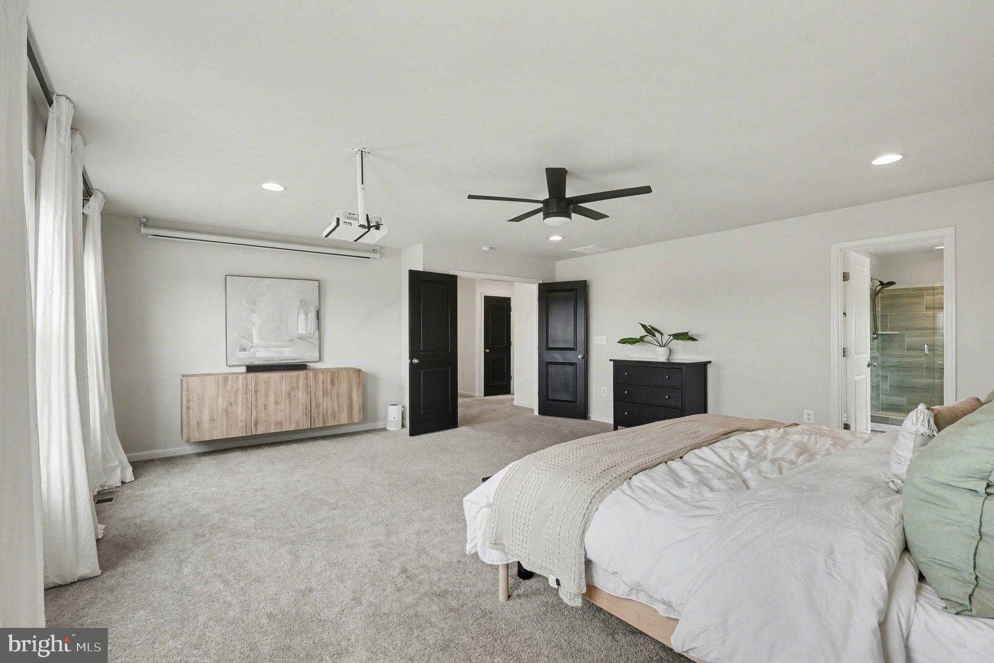 19 Chapel Ridge CT photo 20