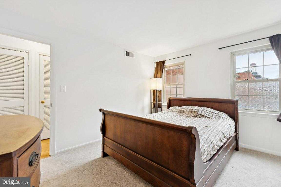 529 Bashford Ln Apt 1 photo 12