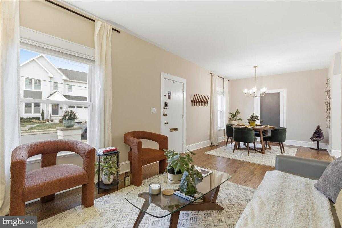 1023 19th St S photo 6