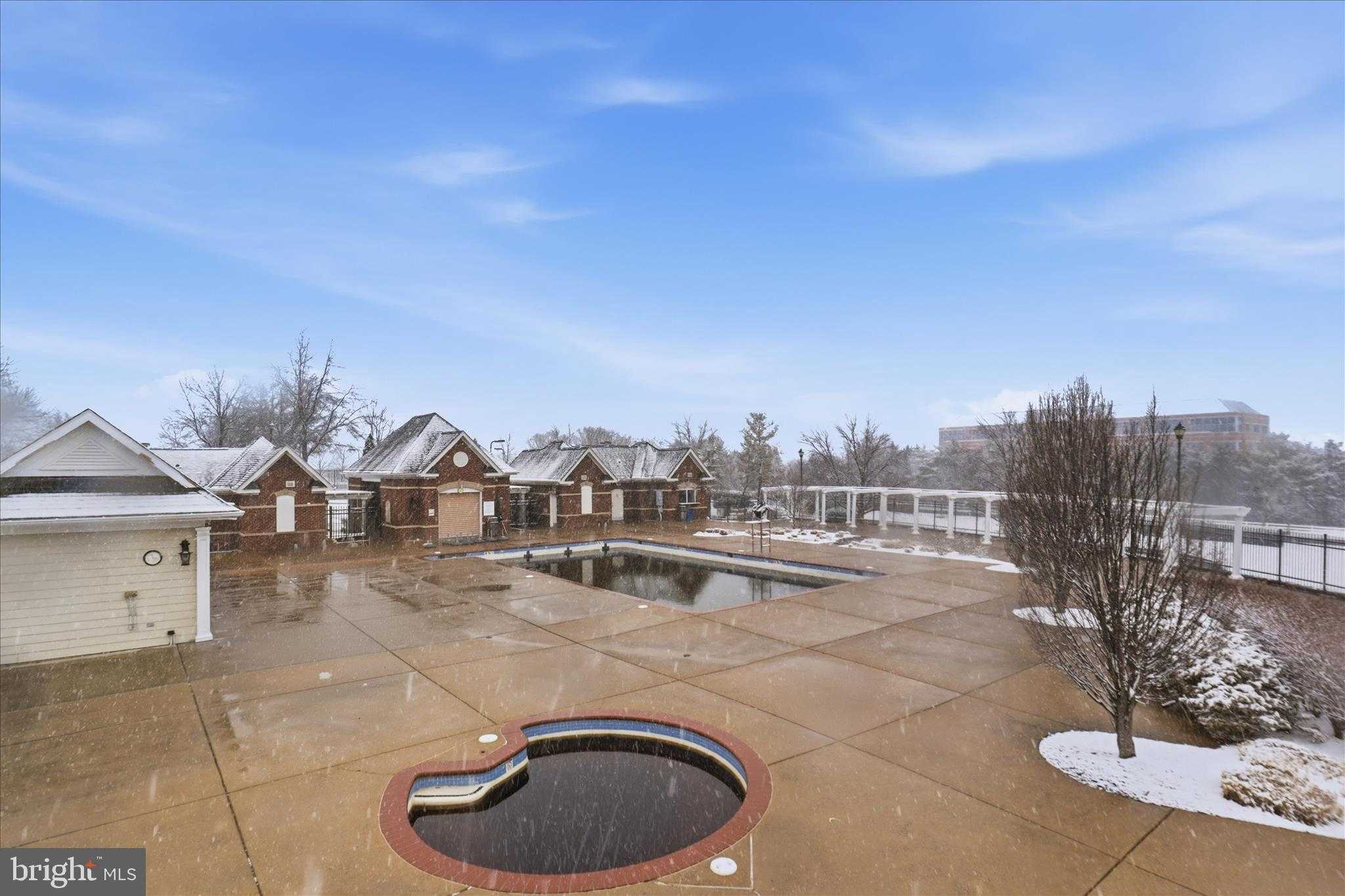 20385 Belmont Park Ter Unit 103 photo 37