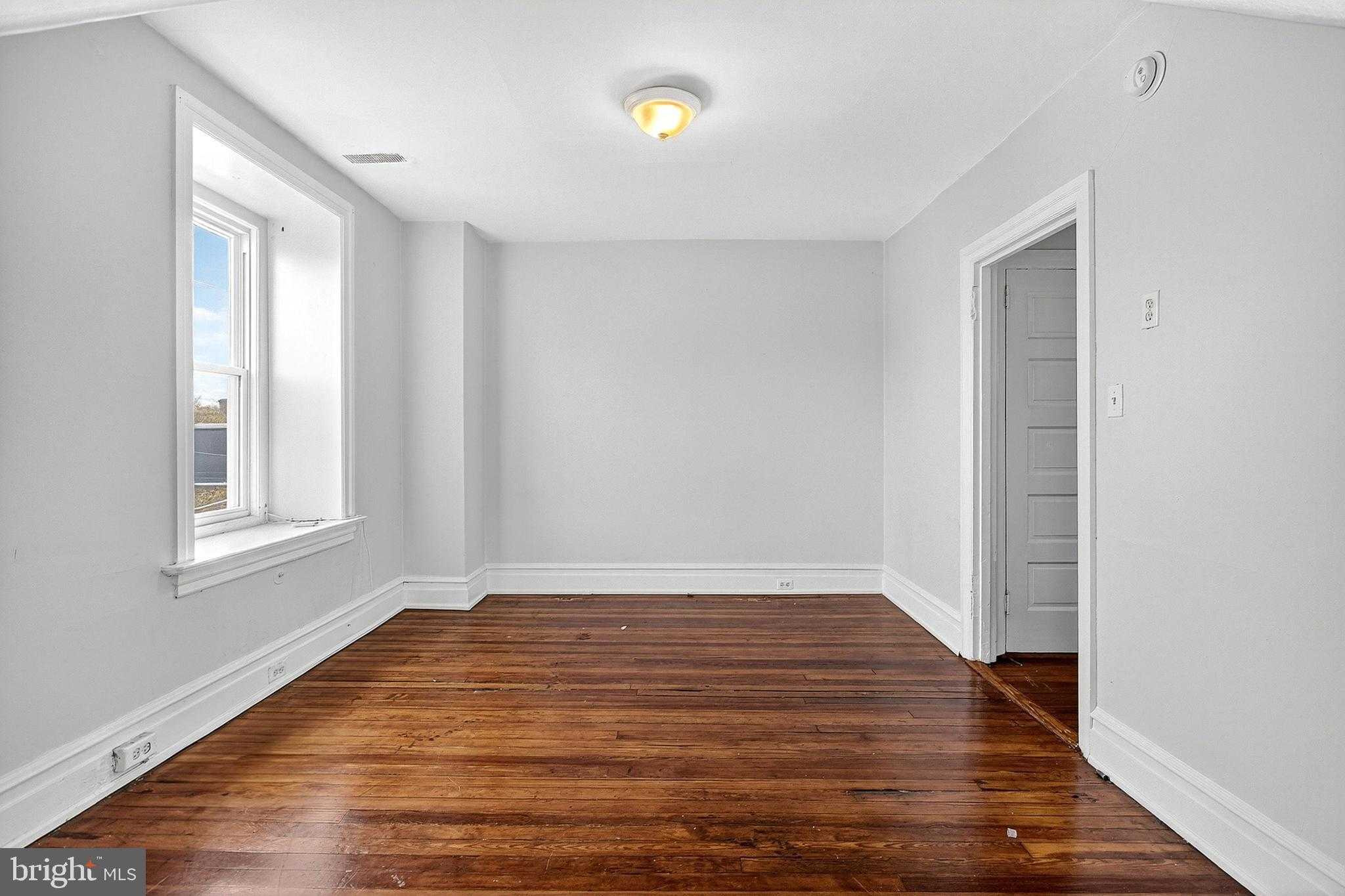 5506 Greene St photo 16