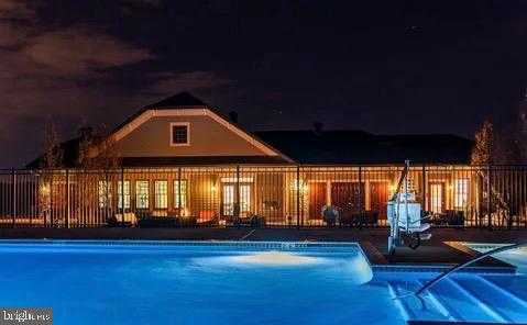 408 Kosmill Dr photo 72