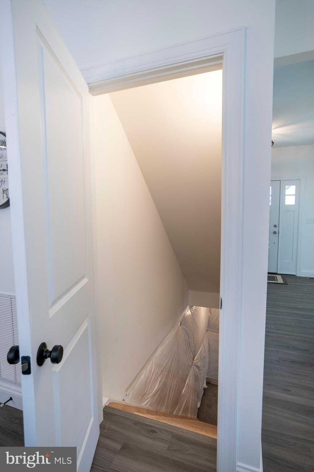 247 Acer Ave photo 49