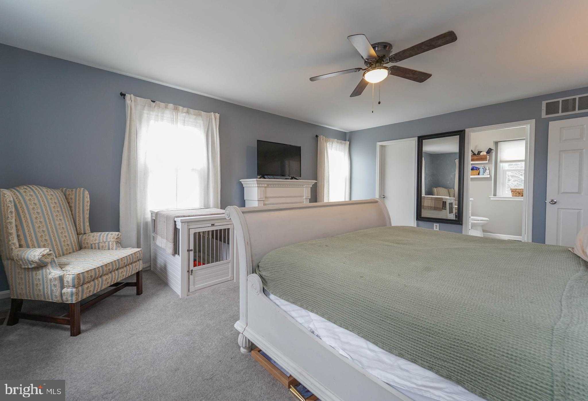 211 Queen Anne Club Dr photo 30