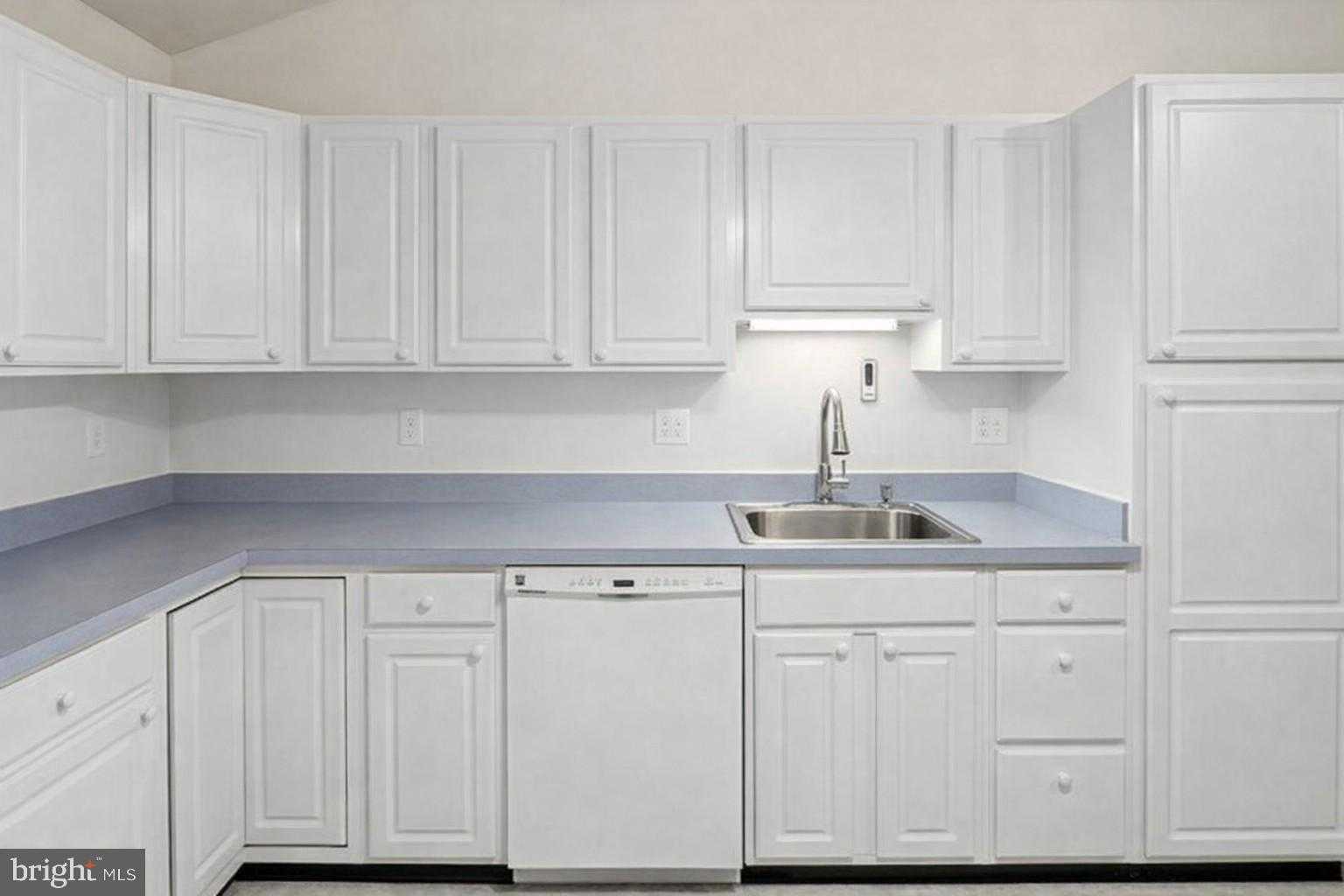 2013 Rudy Serra Dr Unit 3d photo 7