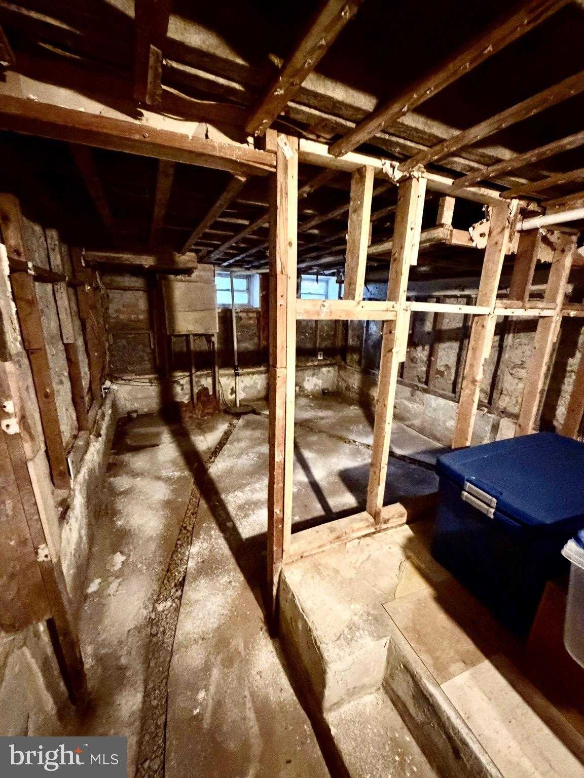 2811 Harlem Ave photo 9