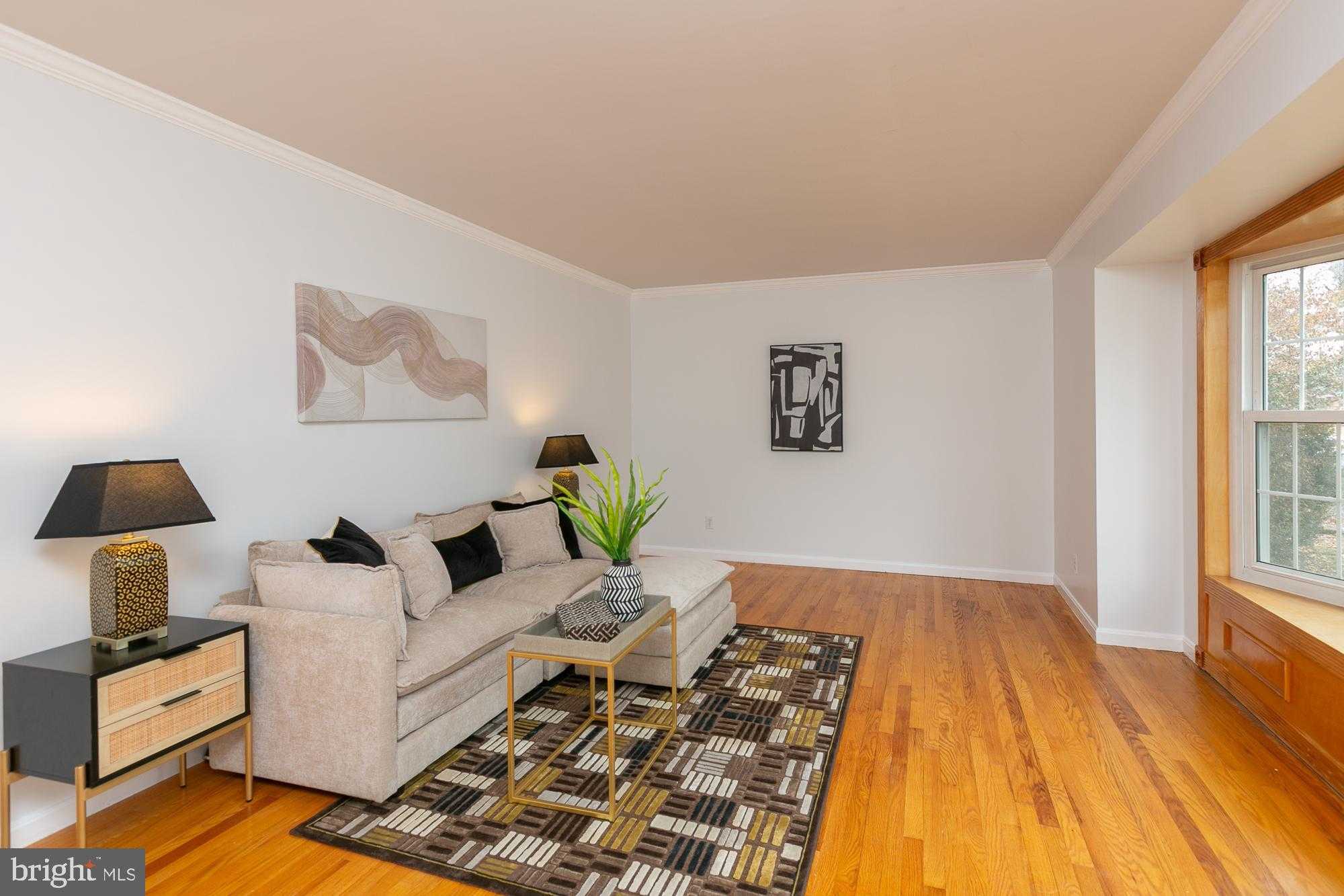 4304 Granada St photo 6