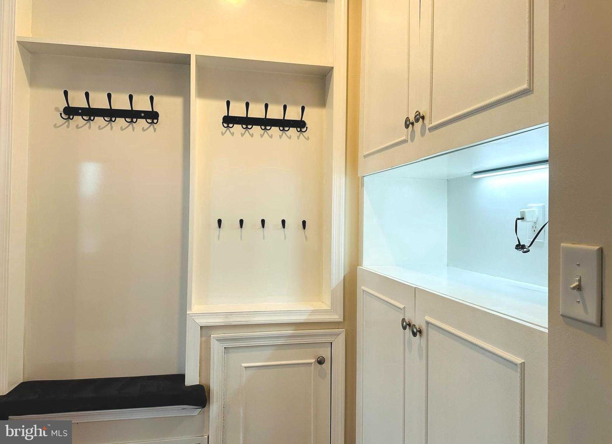 323 W Boulder Dr photo 7