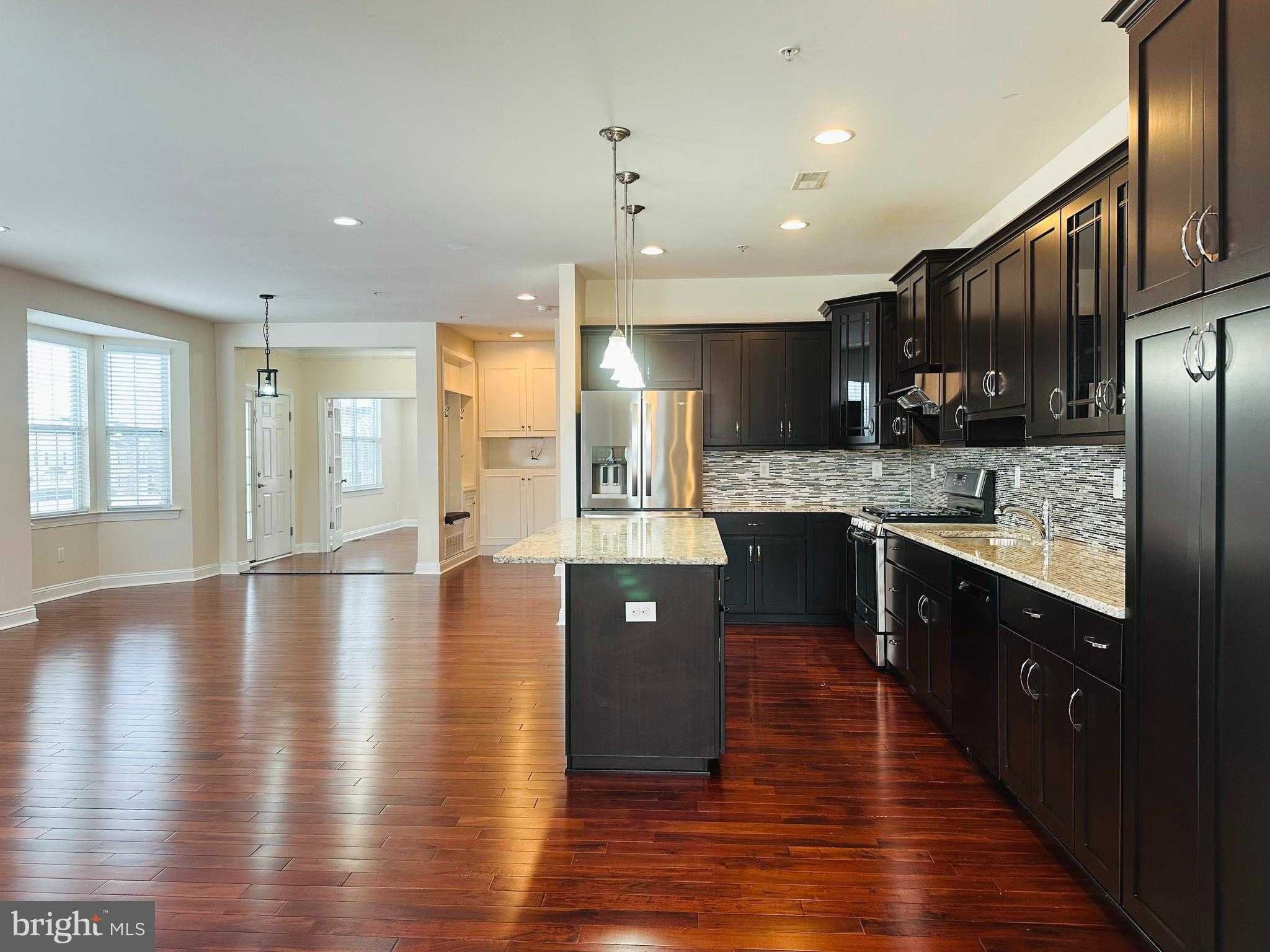 323 W Boulder Dr photo 8