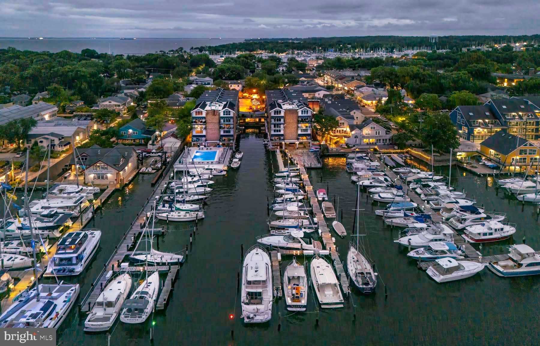 312 Severn Ave photo 2