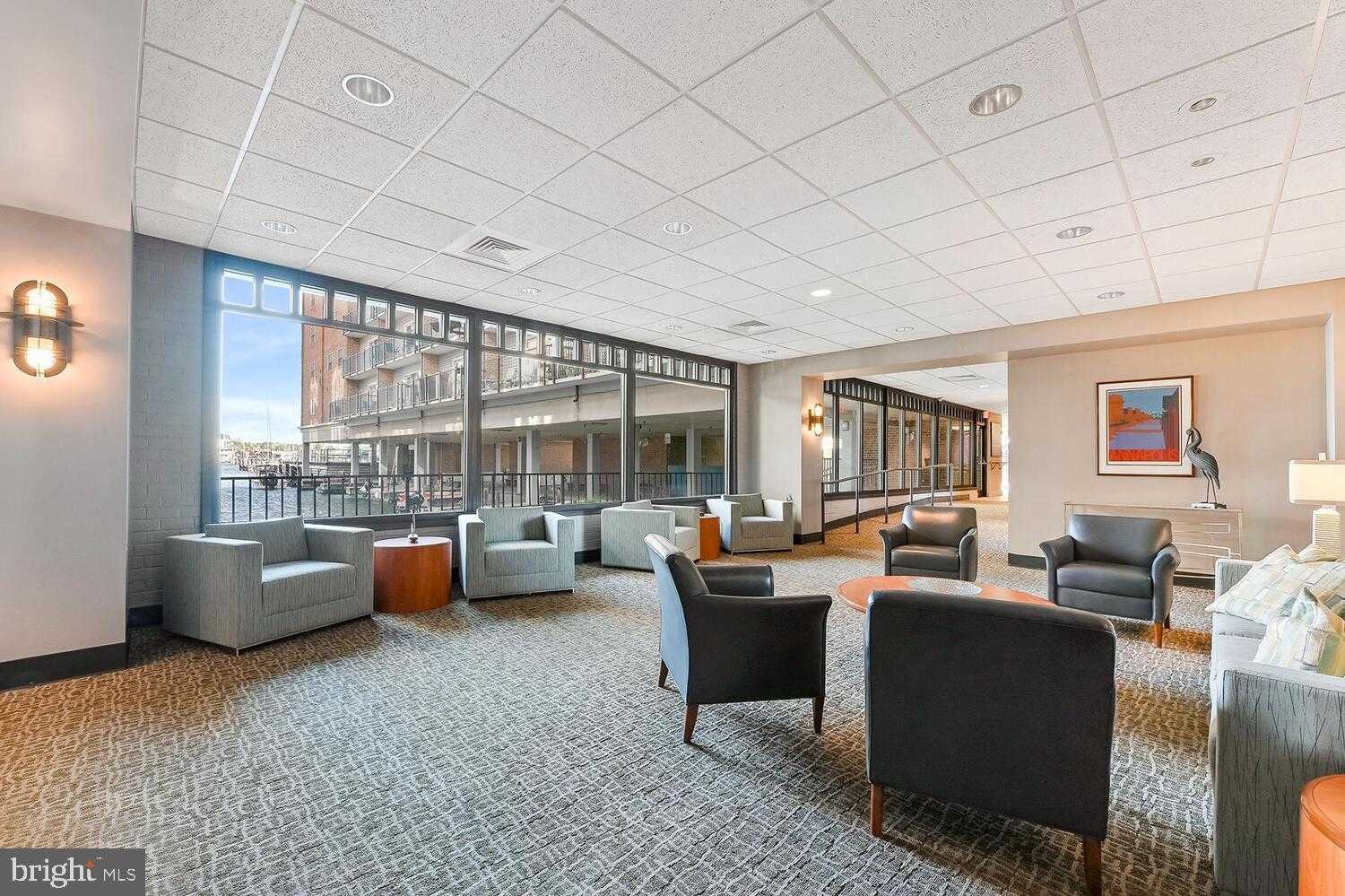 312 Severn Ave photo 7