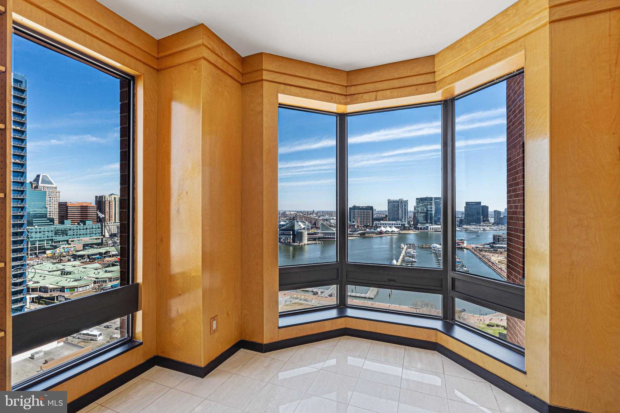 10 E Lee St Apt 1801 photo 12