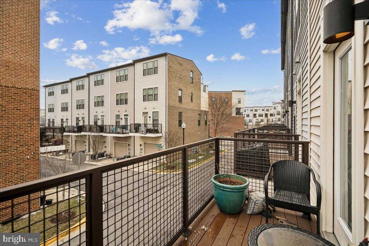 6201 Chronicle St photo 26