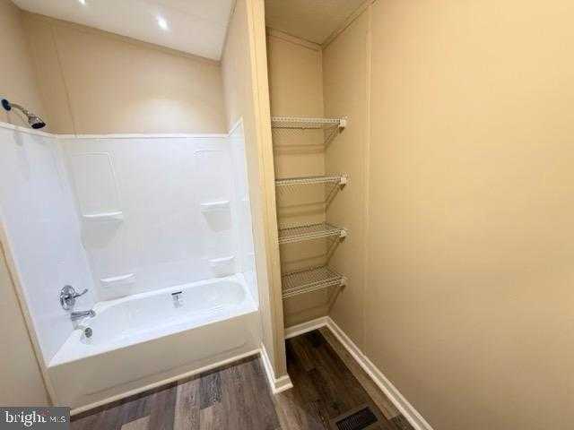 993 Marengo Rd photo 29