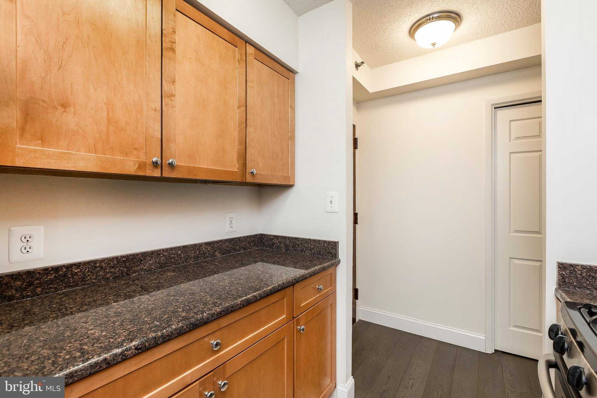 4801 Fairmont Ave Apt 713 photo 12