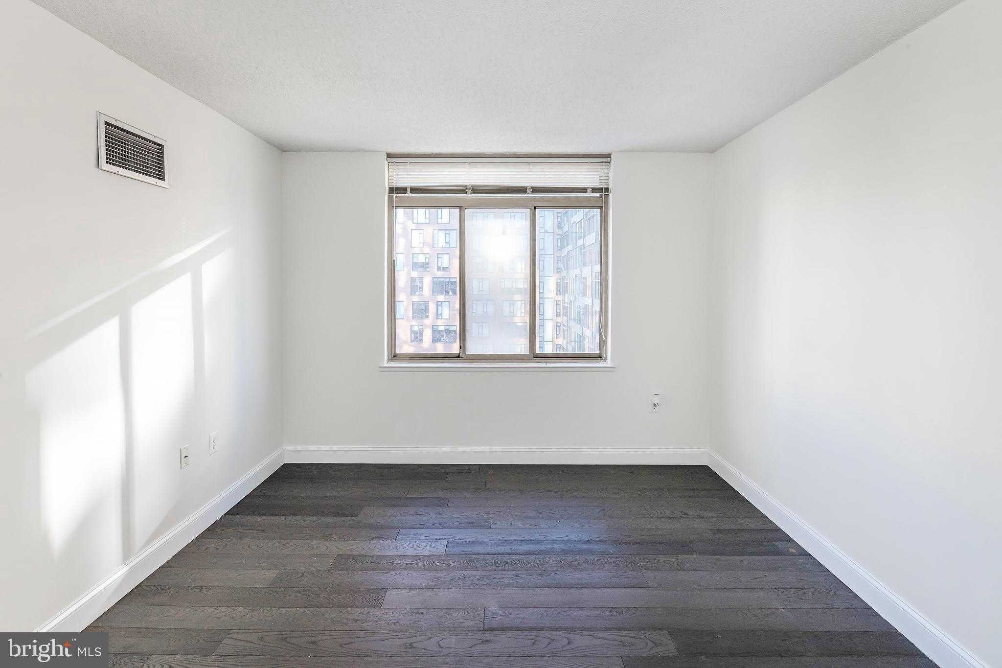 4801 Fairmont Ave Apt 713 photo 21