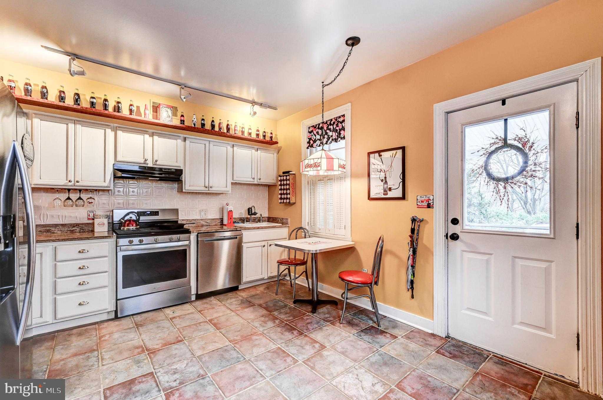 715 Pleasant Hill Rd photo 4