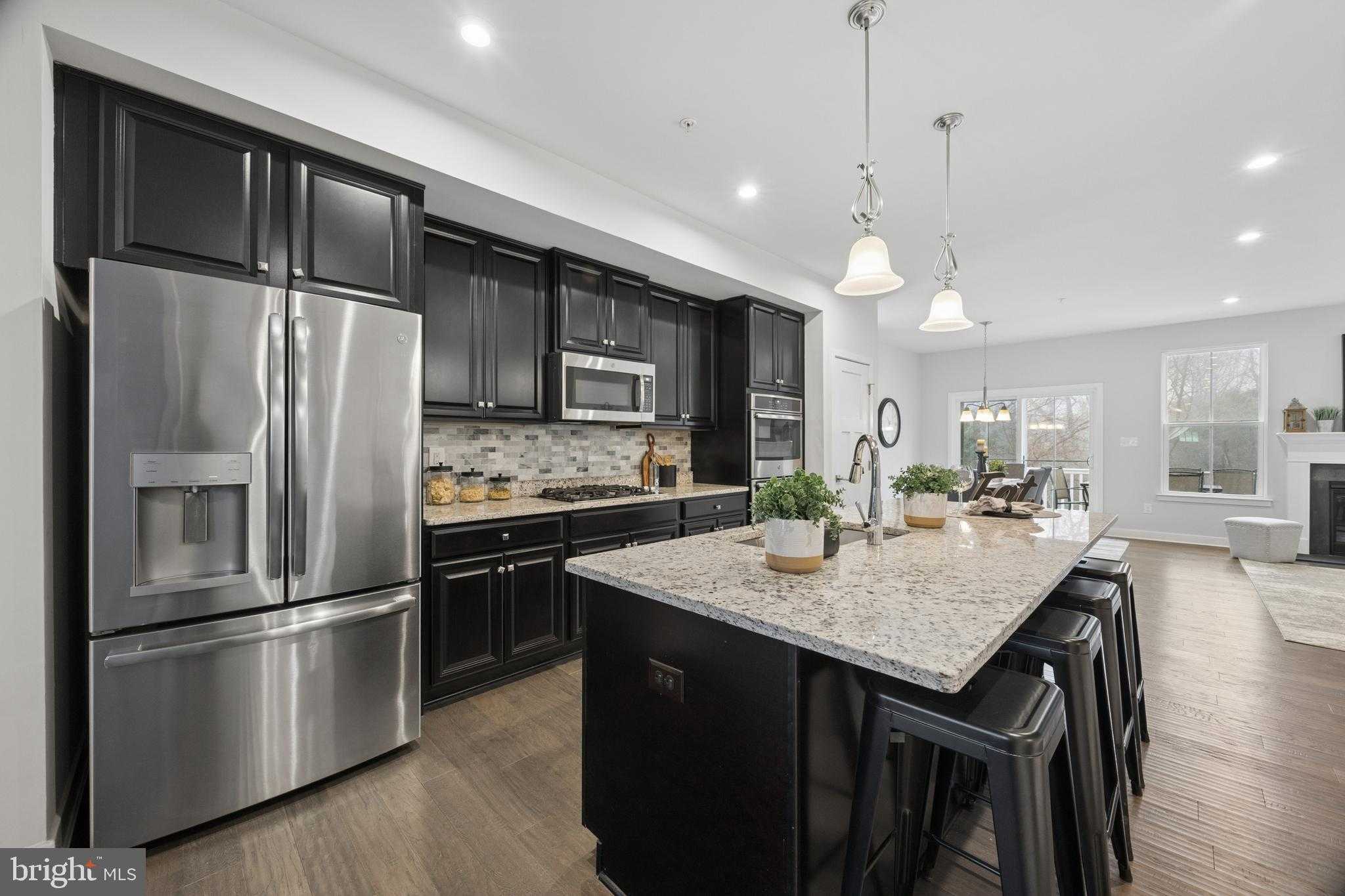 1261 Benjamin Dr photo 6