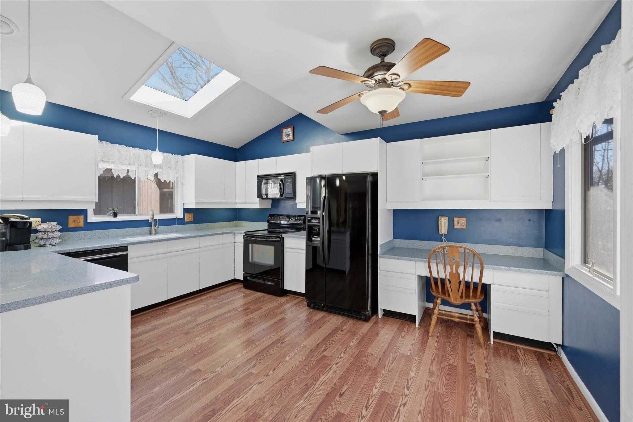 8825 Charles Hawkins Way photo 5