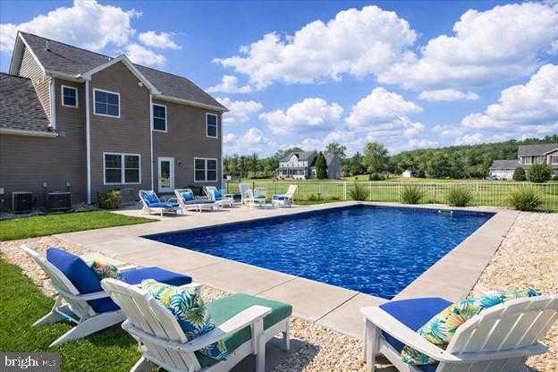 31 Hilyard Cir S photo 3