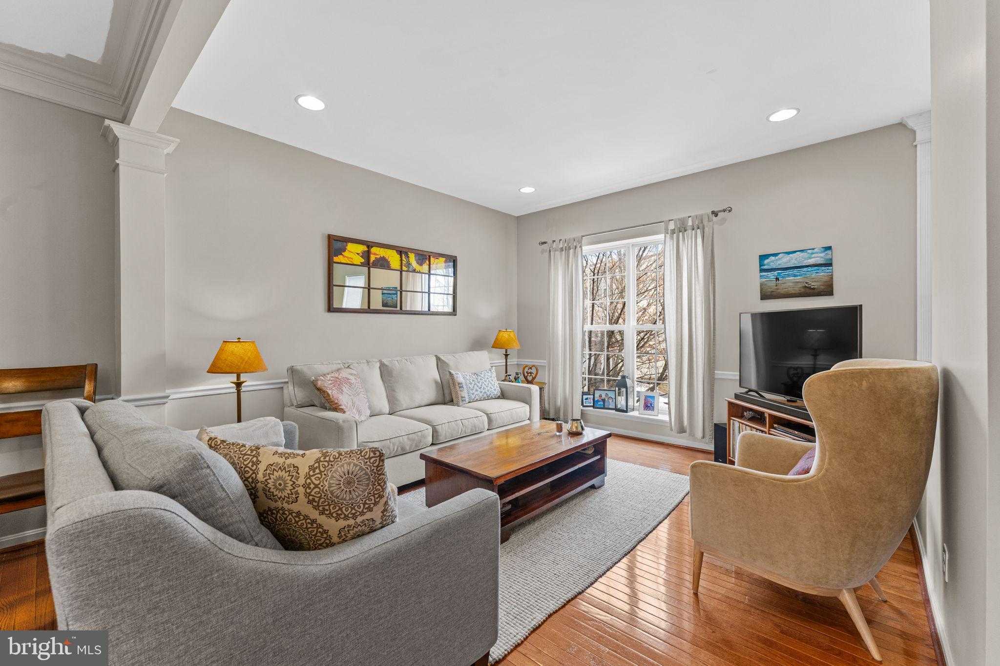 138 Hudson Dr photo 4