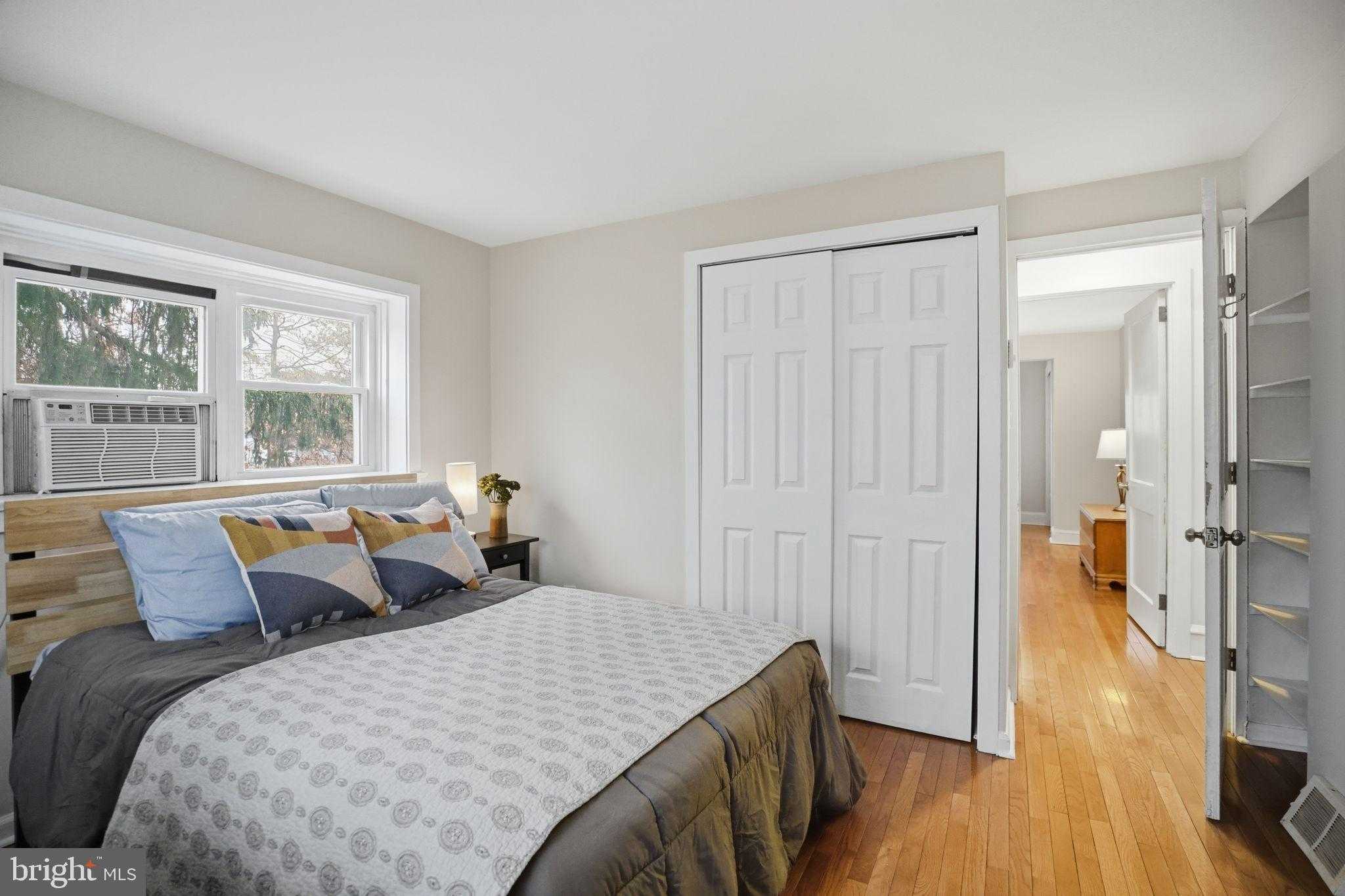 330 Fairhill Rd photo 28