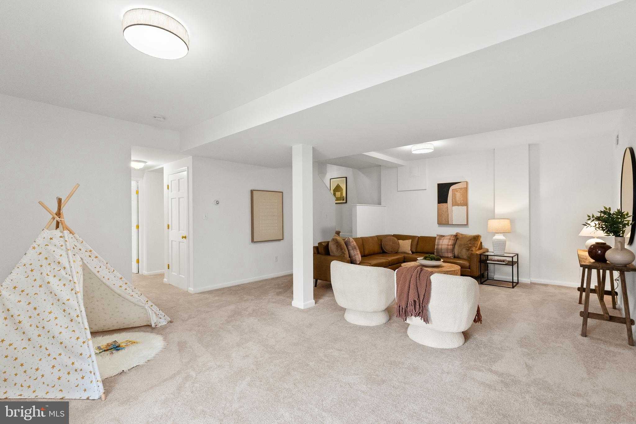 7819 English Way photo 43