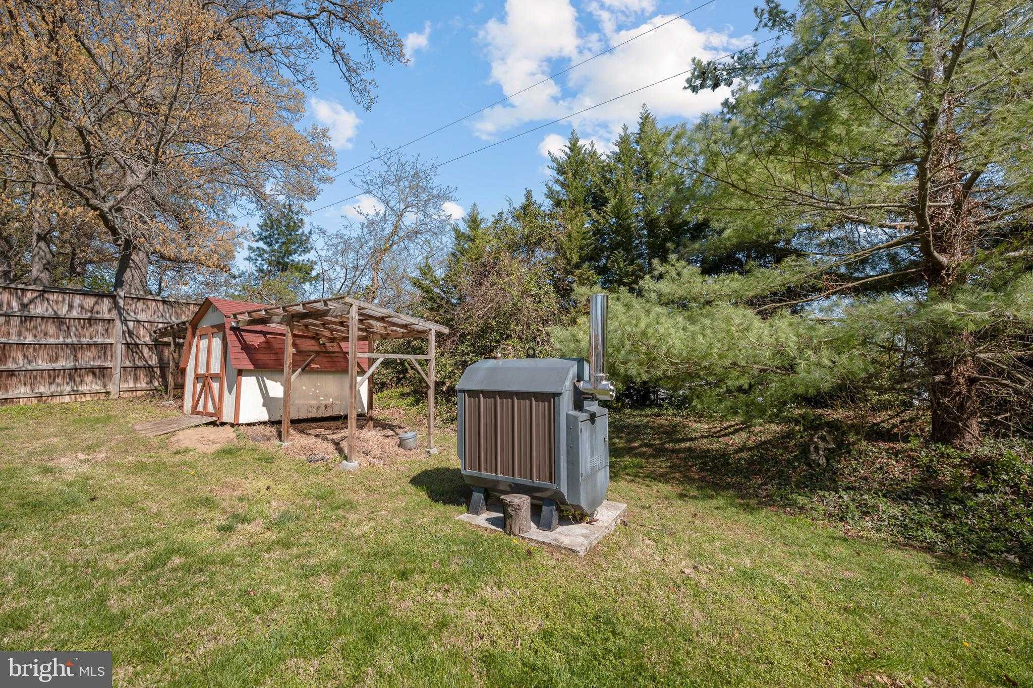 3319 Mulberry St photo 54