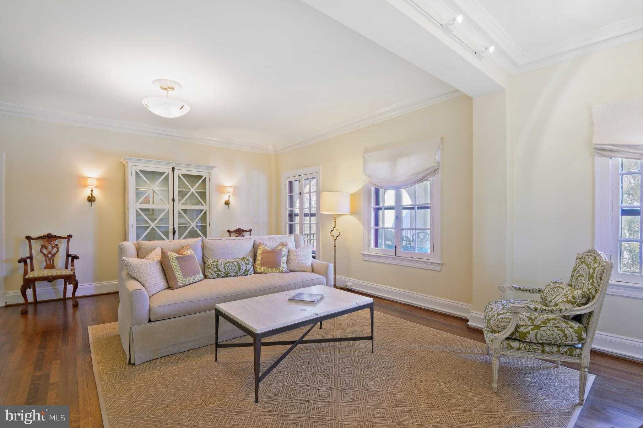 230 Stony Run Ln Apt 2a photo 3