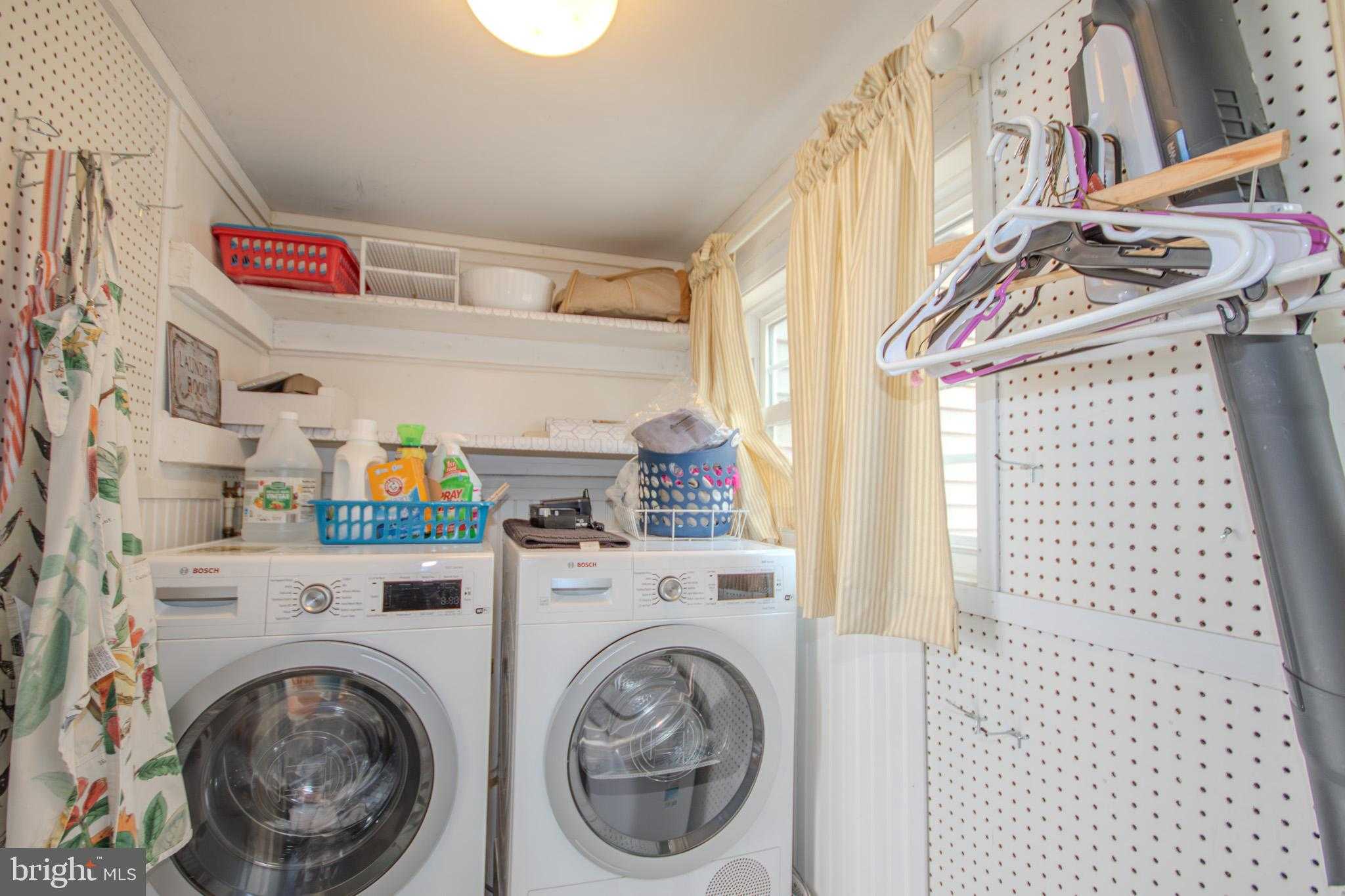 703 Parker Rd photo 32