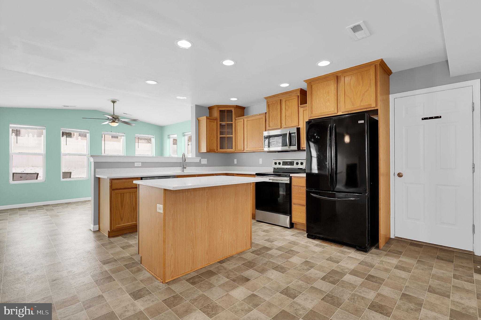 12519 Olivine CT photo 10