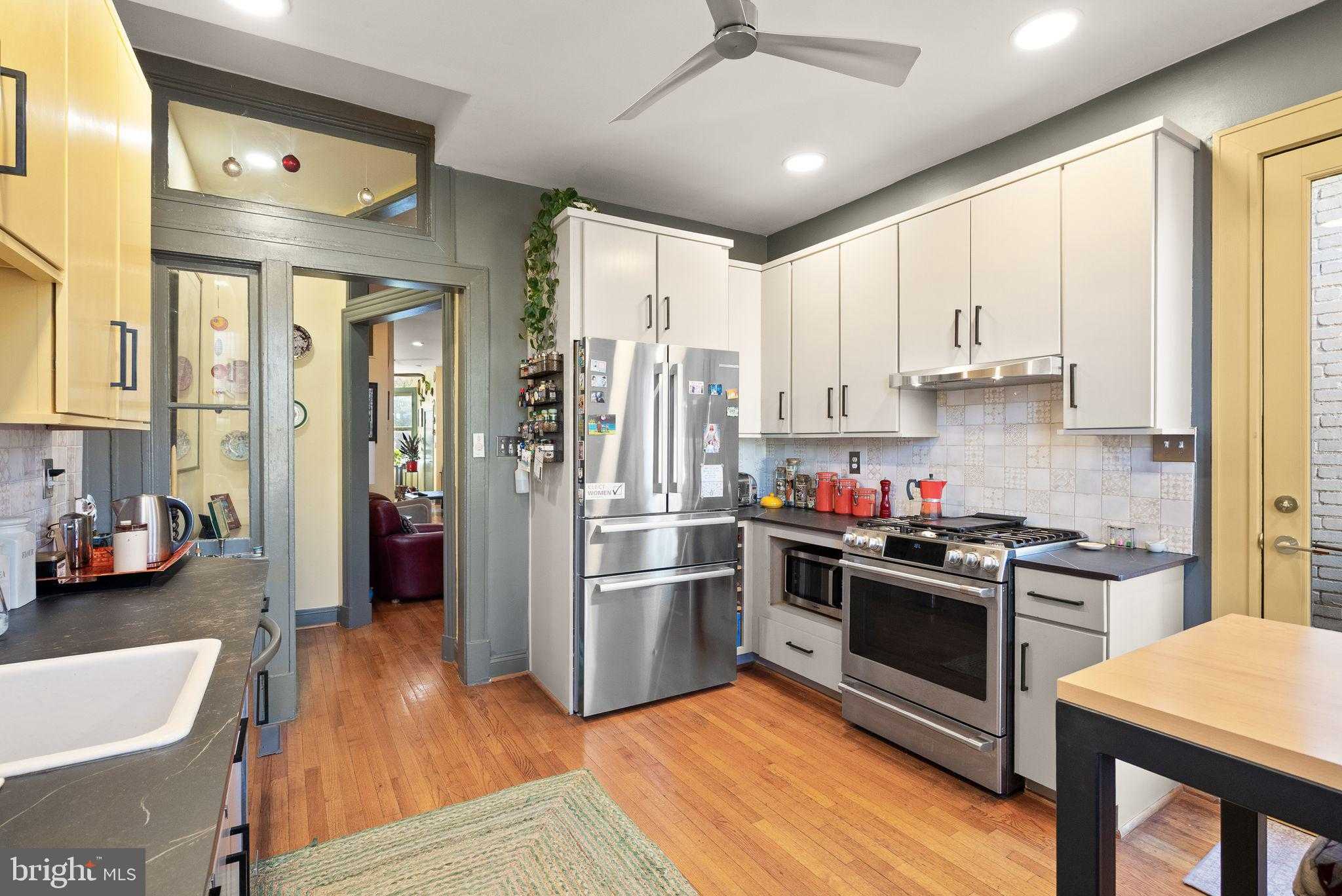 1335 Harvard St NW Apt 1 photo 10