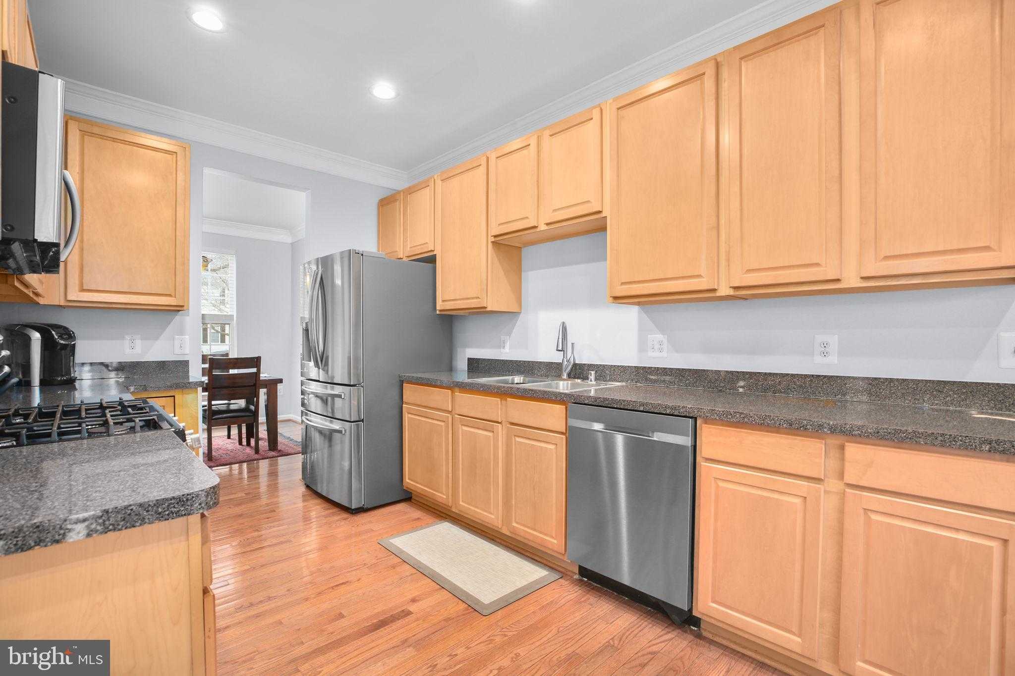 6112 Hot Spring Ln photo 2