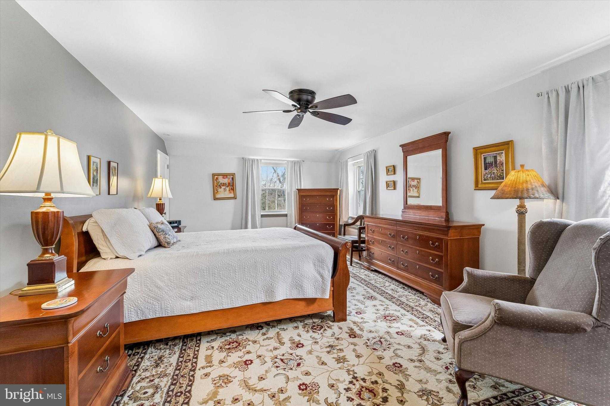 8331 High School Rd photo 15