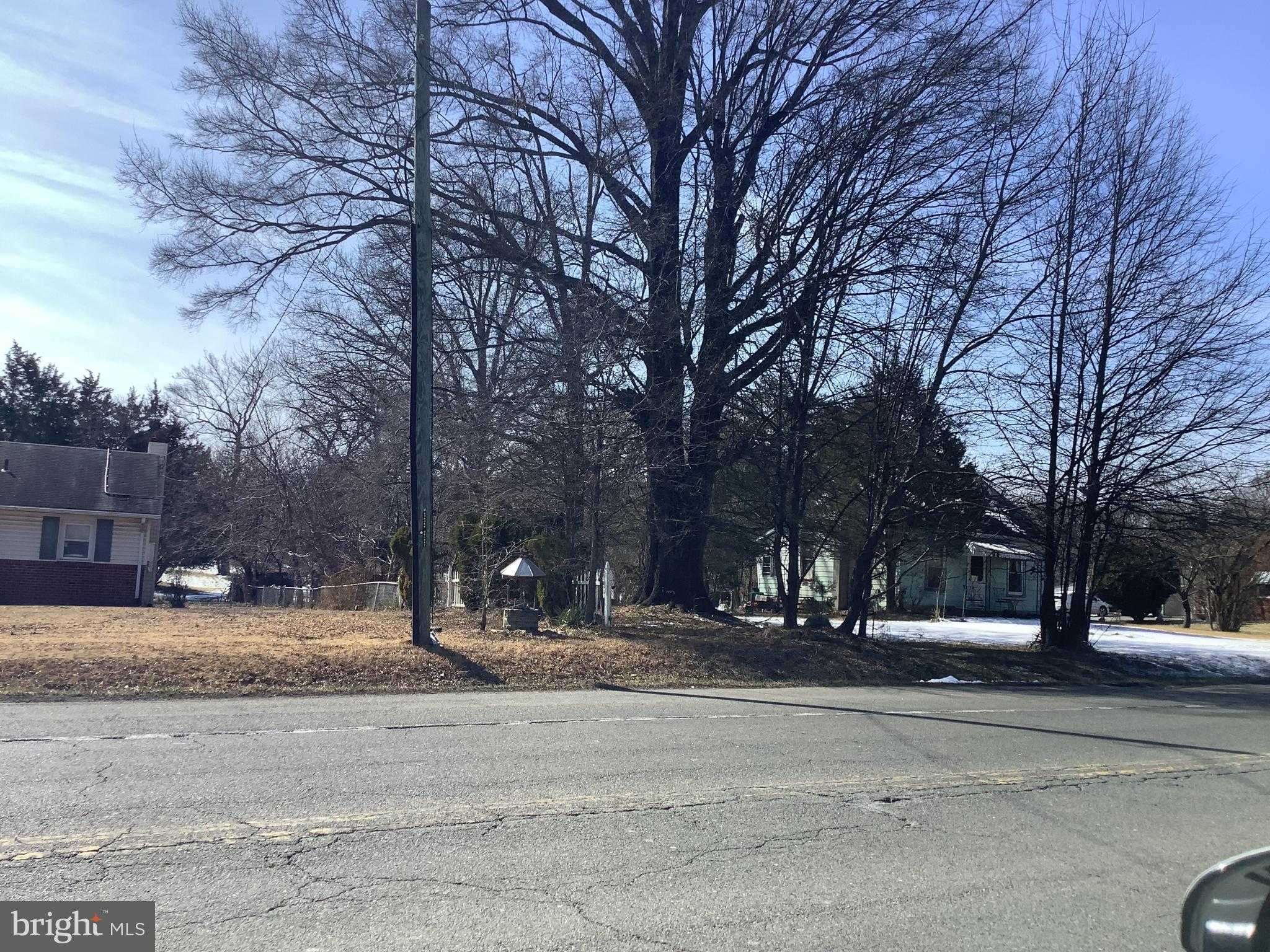 7705 Old Alexandria Ferry Rd photo 13