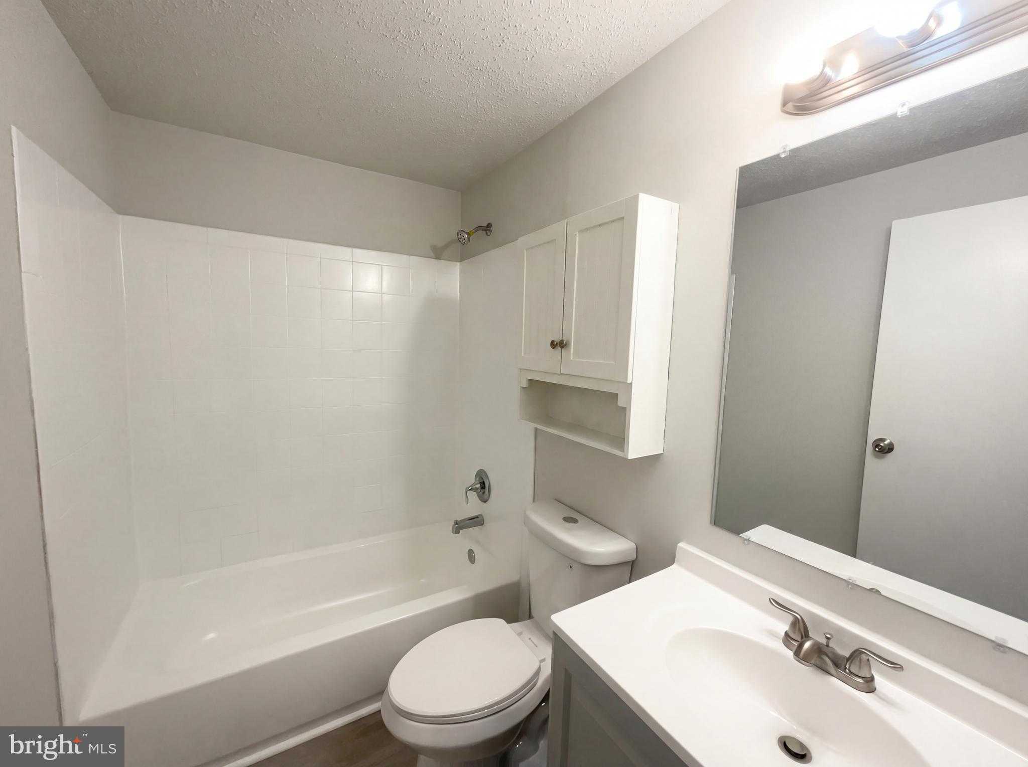 13524 Bentley Cir photo 6