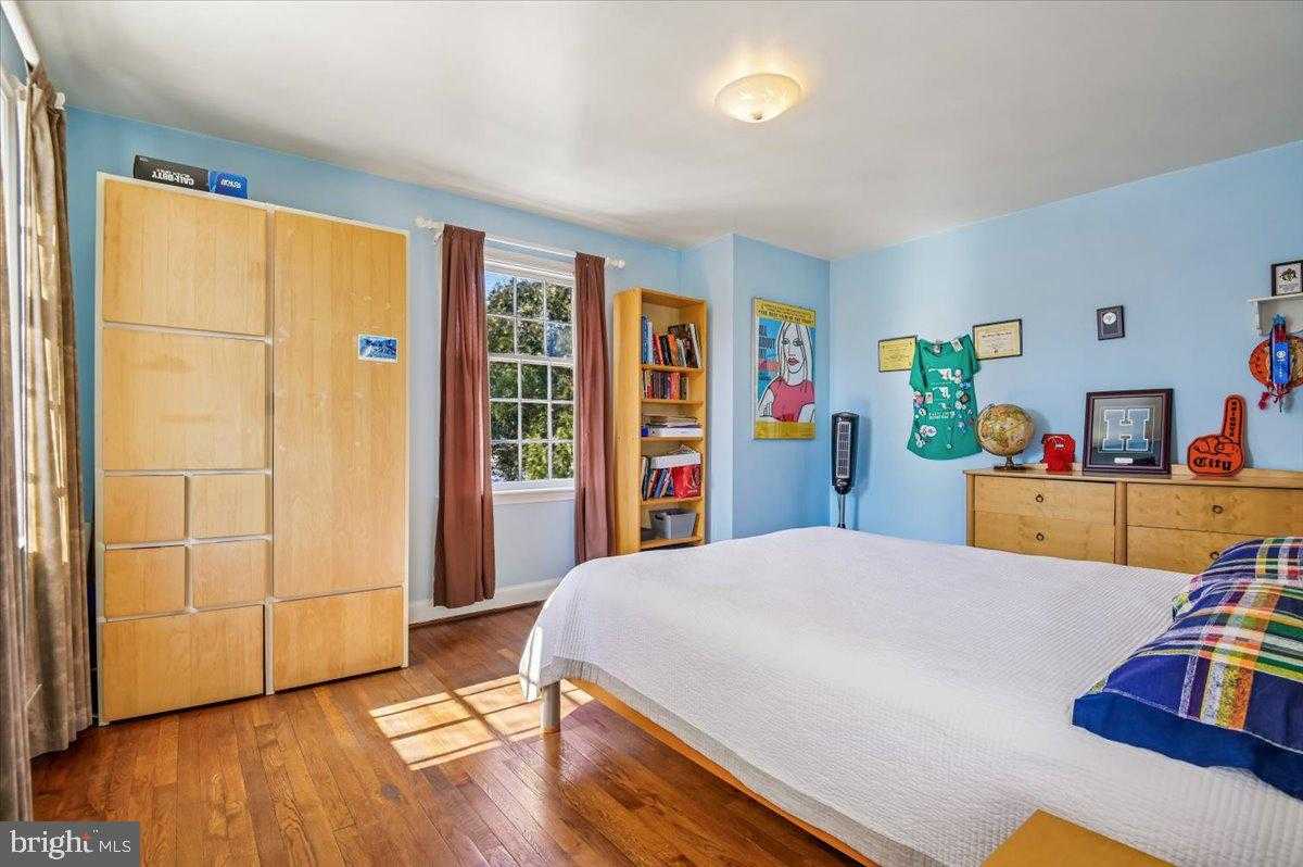 117 E Northern Pkwy photo 21