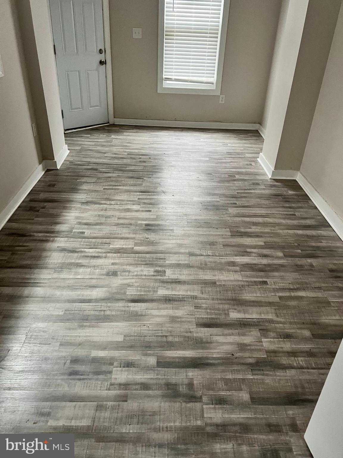 624 E Lippincott St photo 3