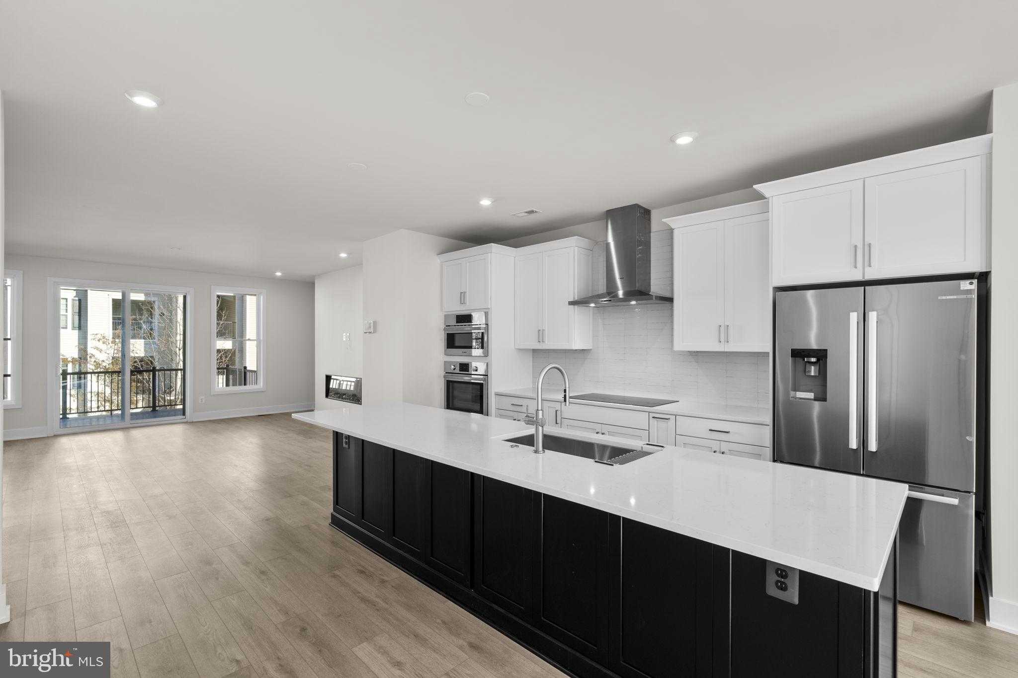 13736 Aviation Pl photo 12