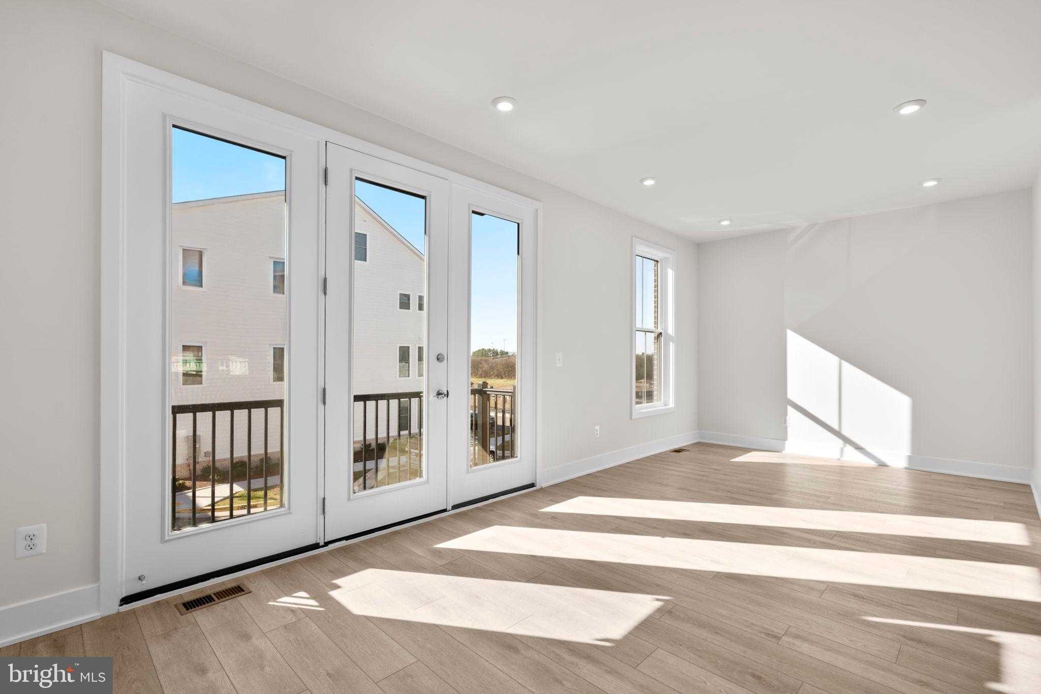 13736 Aviation Pl photo 13