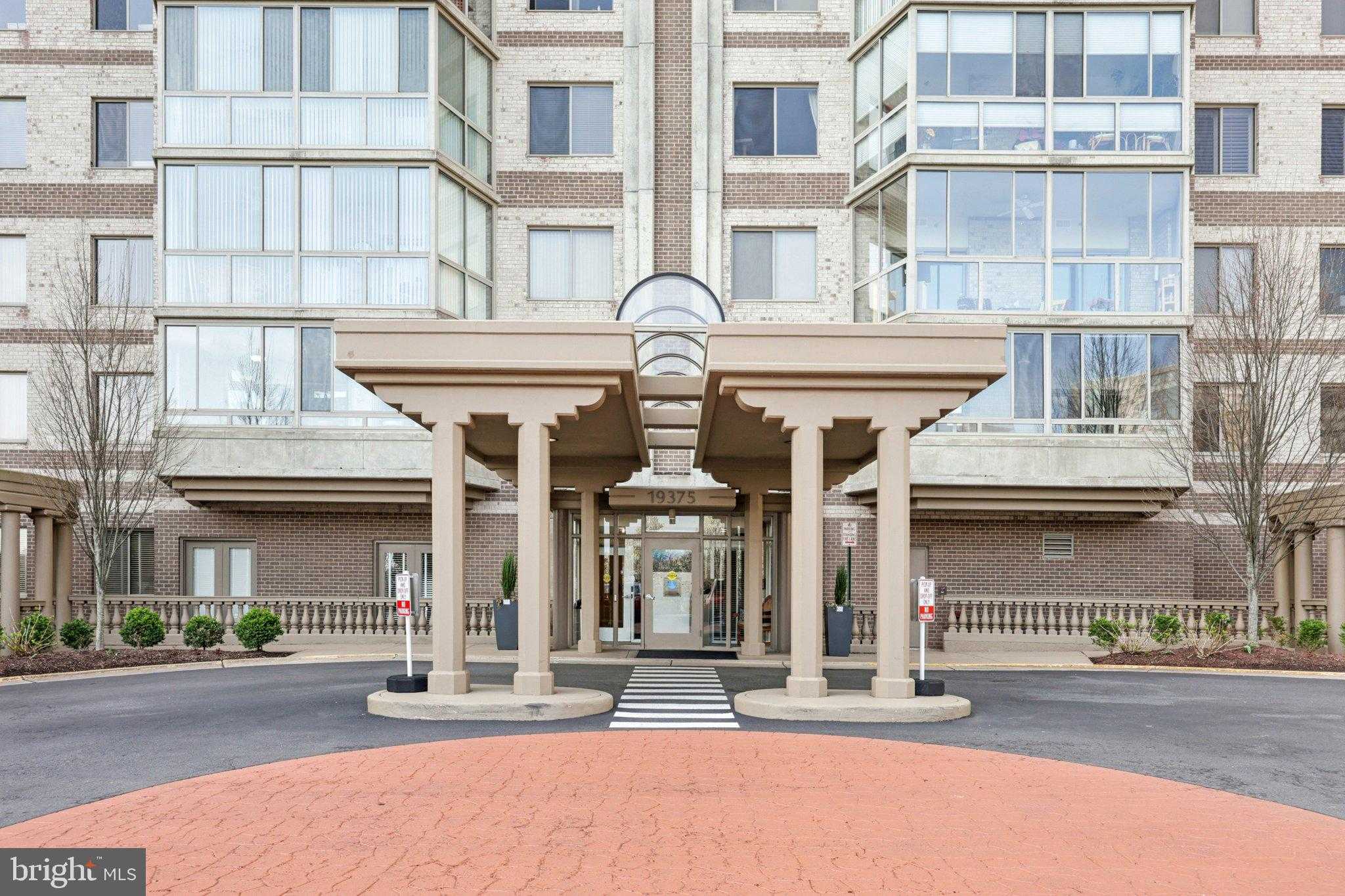 19375 Cypress Ridge Ter Unit 1111 photo 4